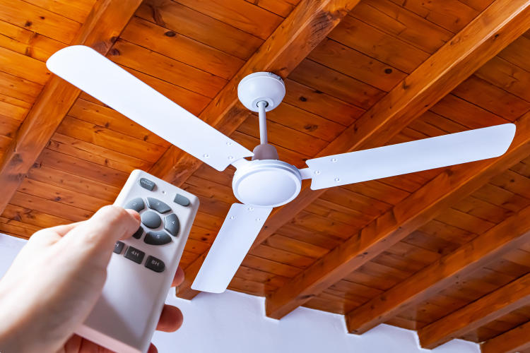 ventilador techo ahorrar energía verano
