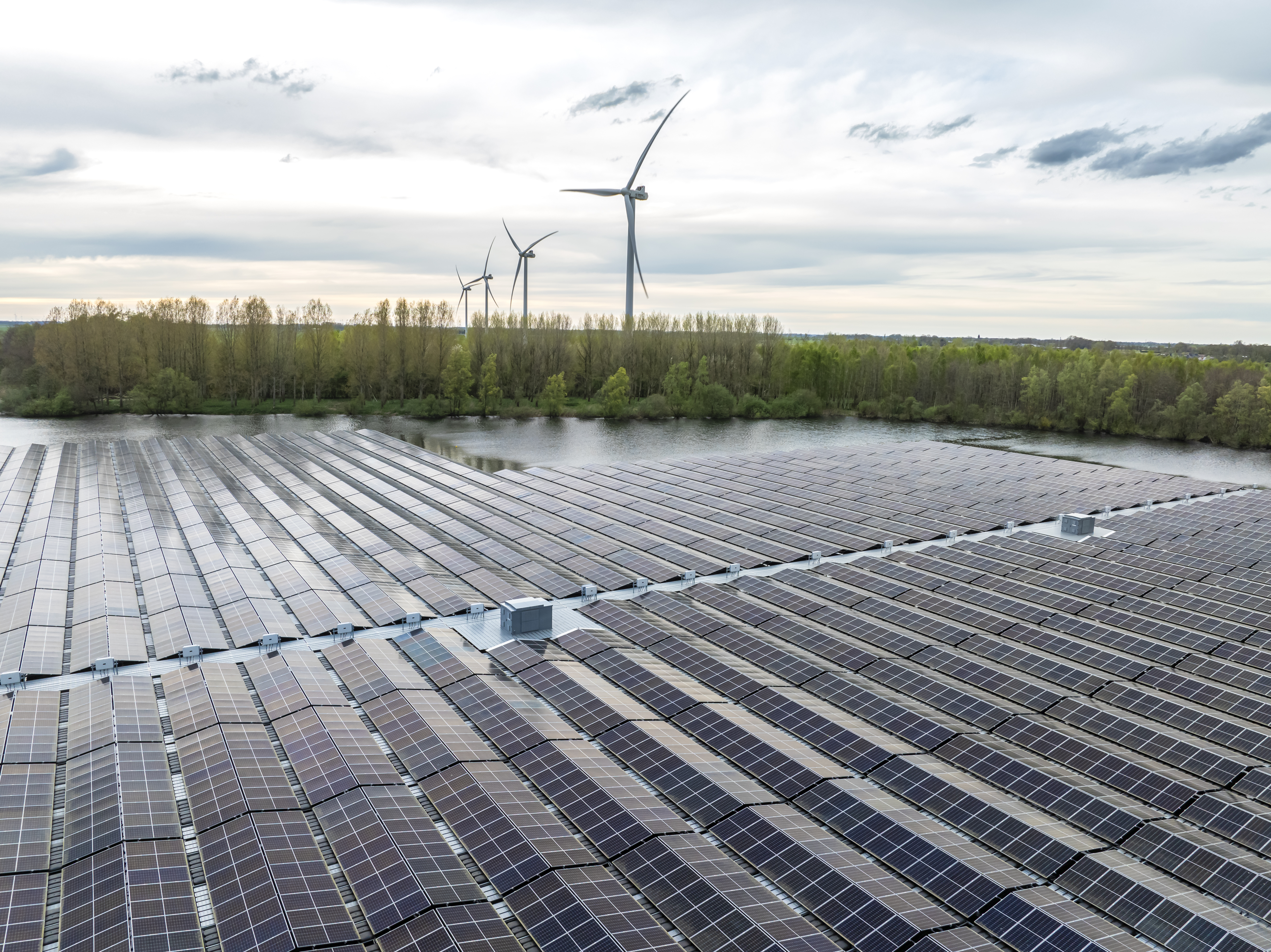 ¿Qué son las energías renovables flotantes y cuáles hay?